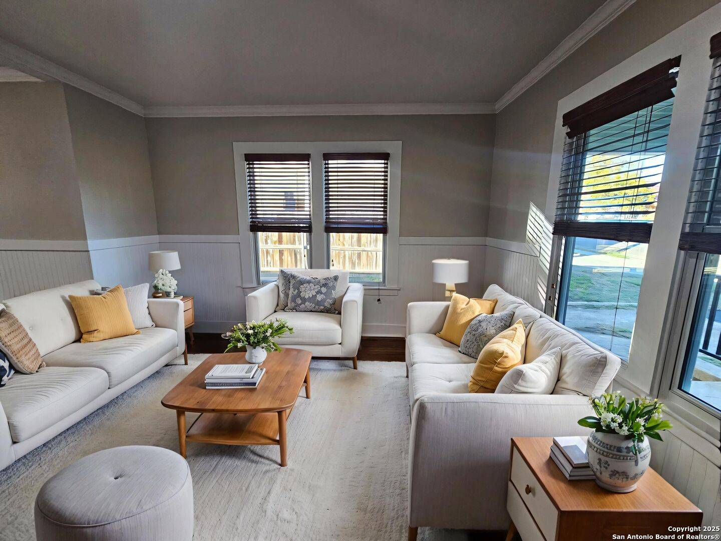 Seguin, TX 78155,624 S Austin