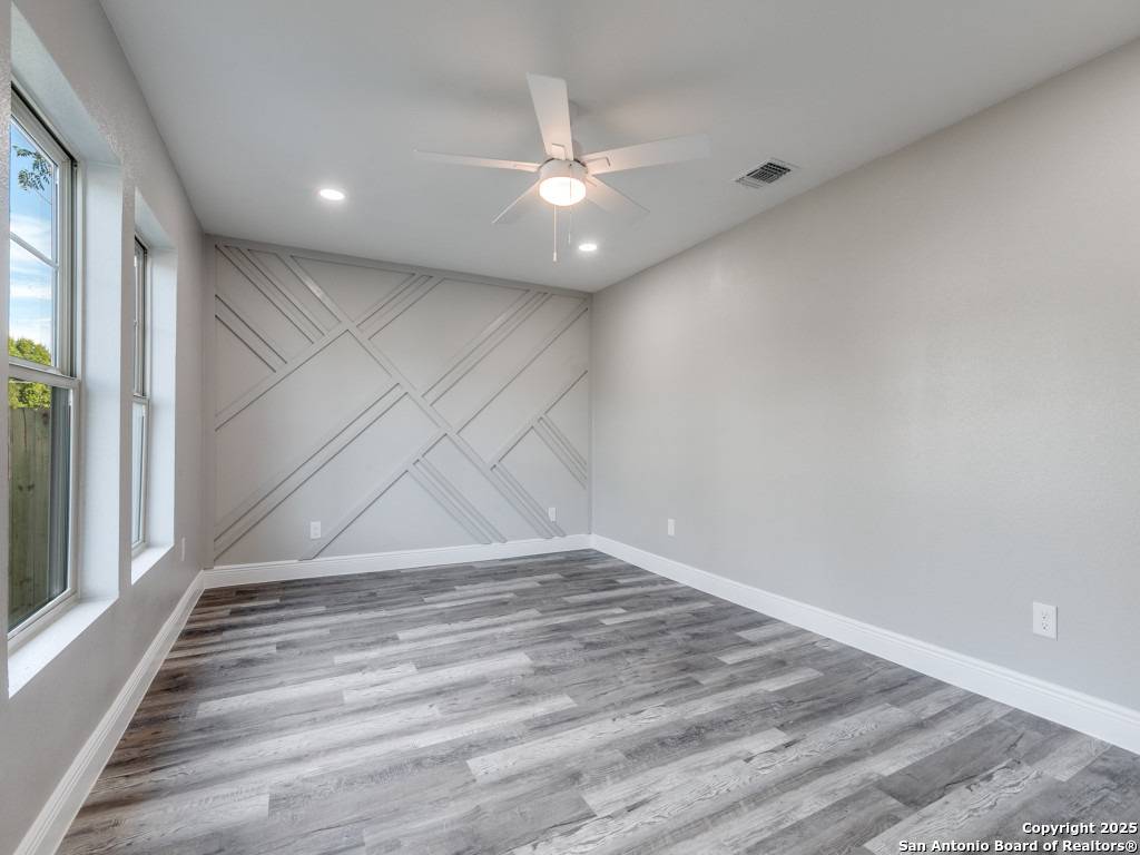 San Antonio, TX 78210,930 Schley Ave