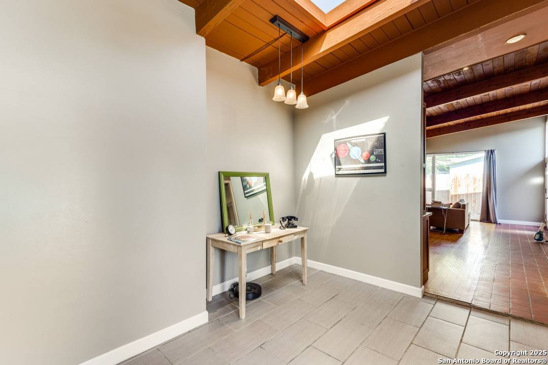 San Antonio, TX 78209,623 Brightwood Pl