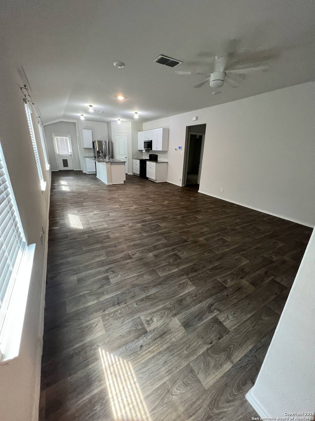 Converse, TX 78109,4051 Fort Palmer Blv