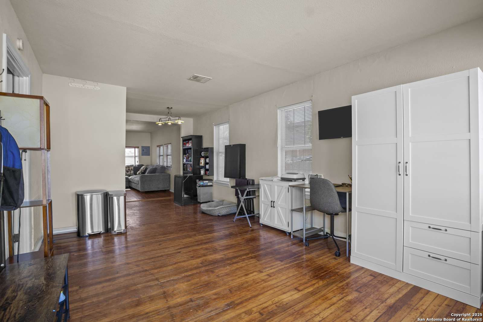 San Antonio, TX 78223,3830 S Mittman