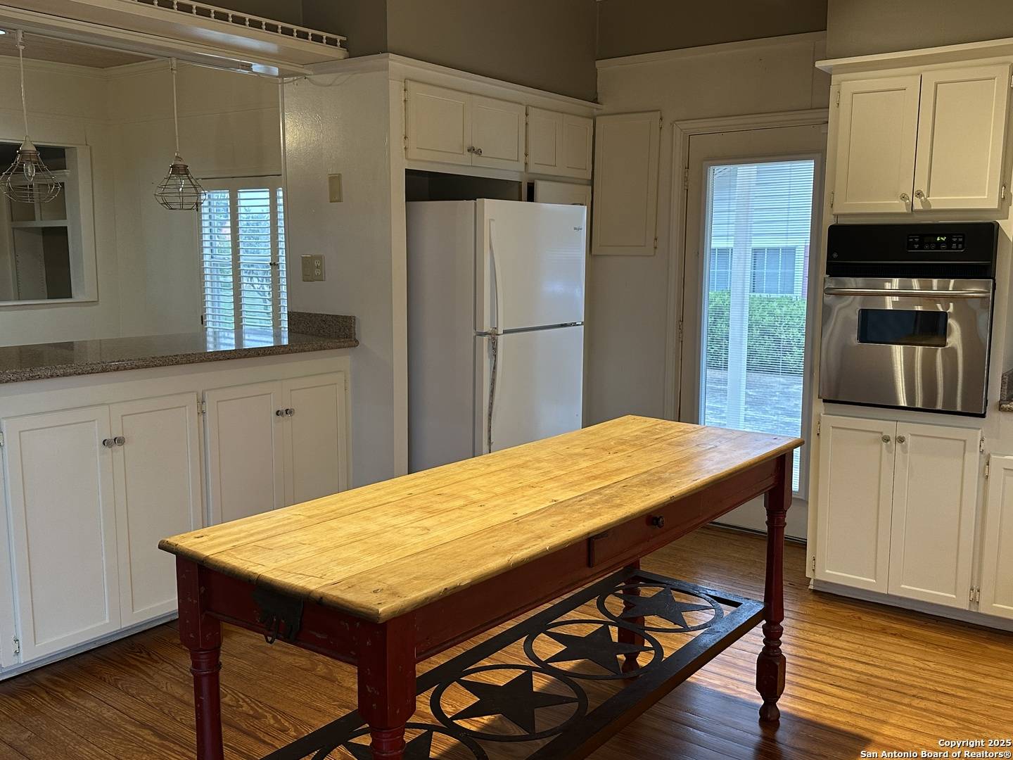 Bandera, TX 78003,148 Robindale W