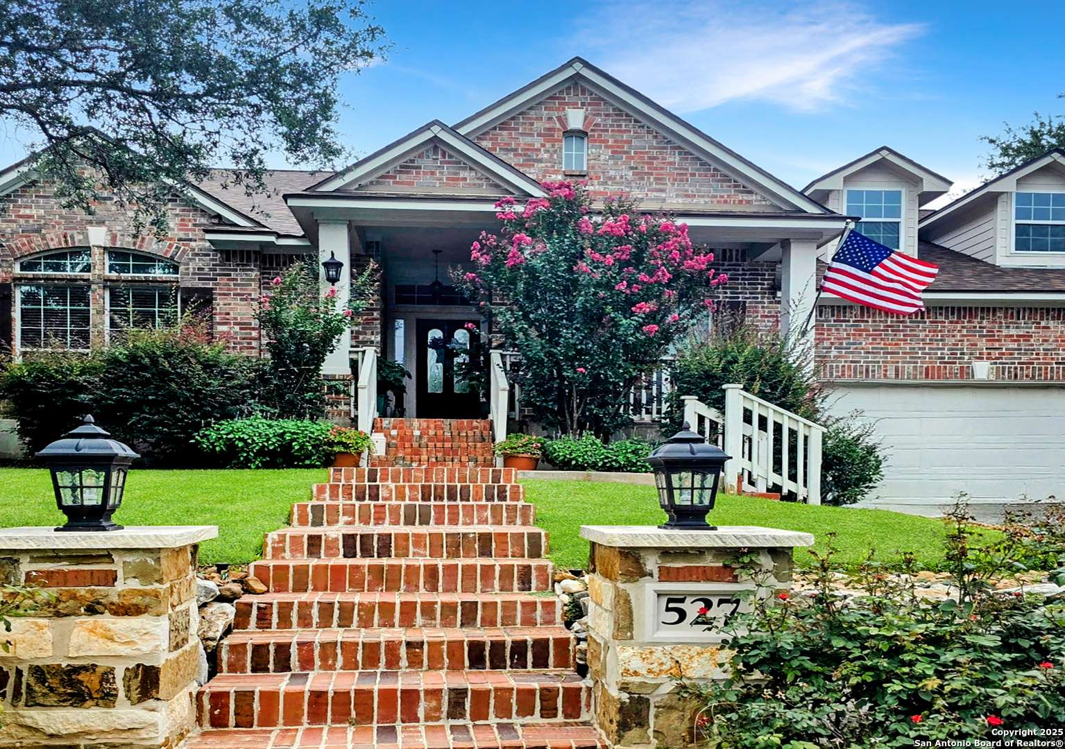 San Antonio, TX 78258,527 Mesa Rdg