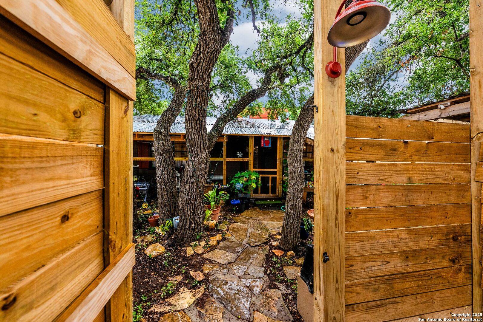 Canyon Lake, TX 78133,335 Flatrock