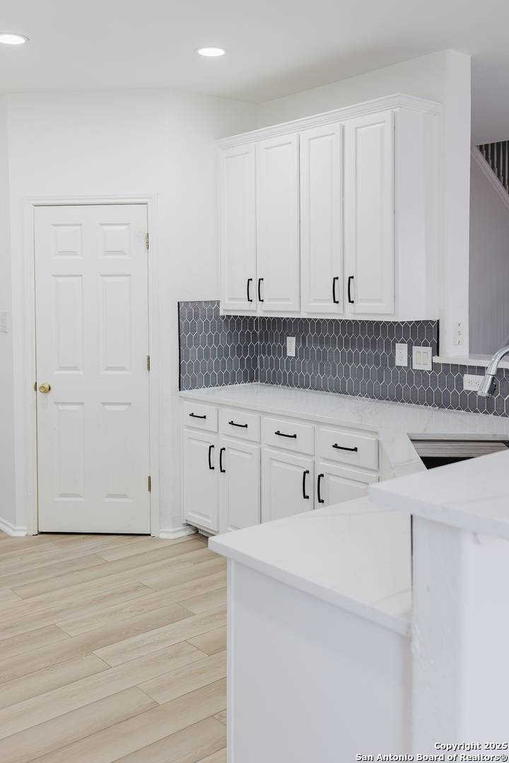 San Antonio, TX 78255,8347 Piney Wood