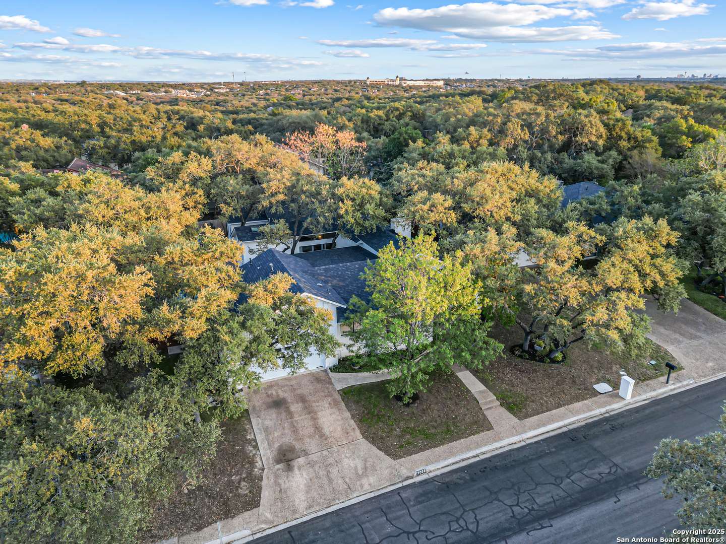 San Antonio, TX 78230,13066 N Hunters