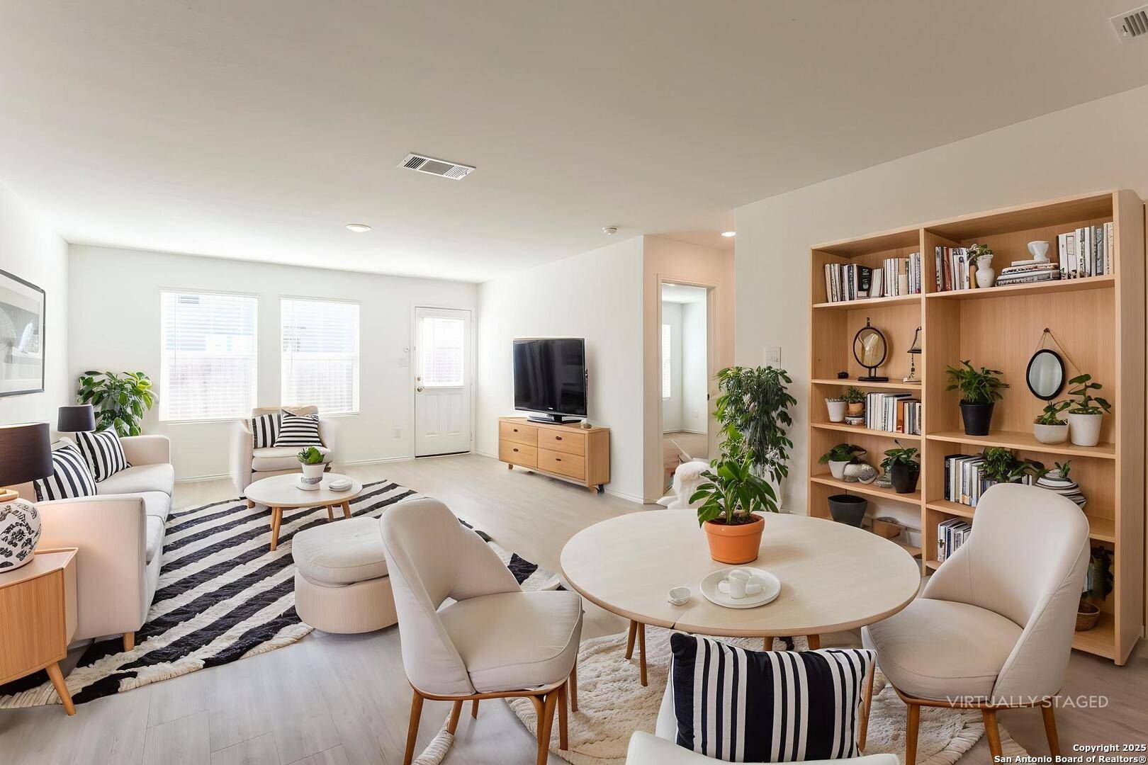 Converse, TX 78109,5174 Fowler Crest