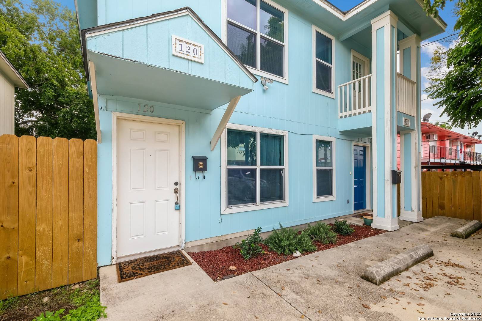 San Antonio, TX 78209,120 Andrews St