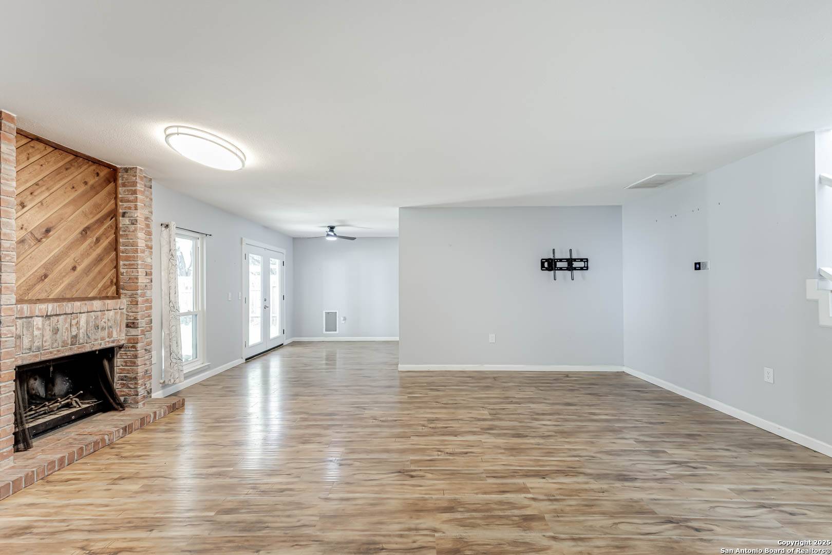 Leon Valley, TX 78238,6719 Timberhill