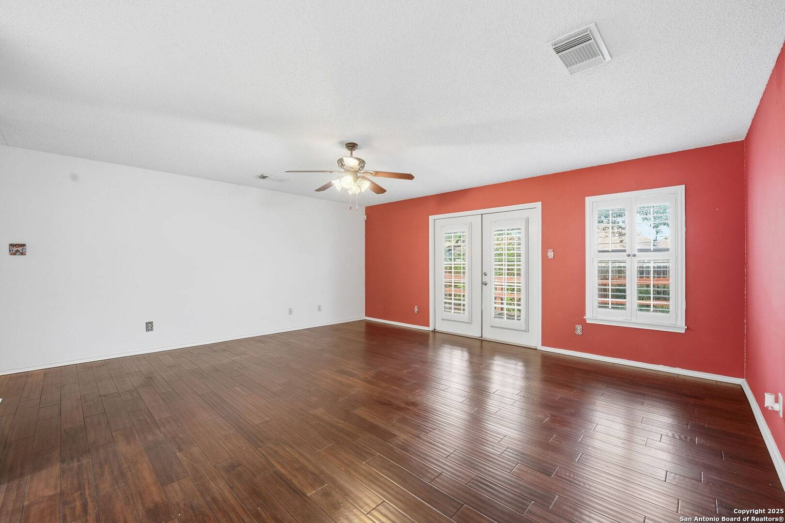 San Antonio, TX 78239,7911 New World