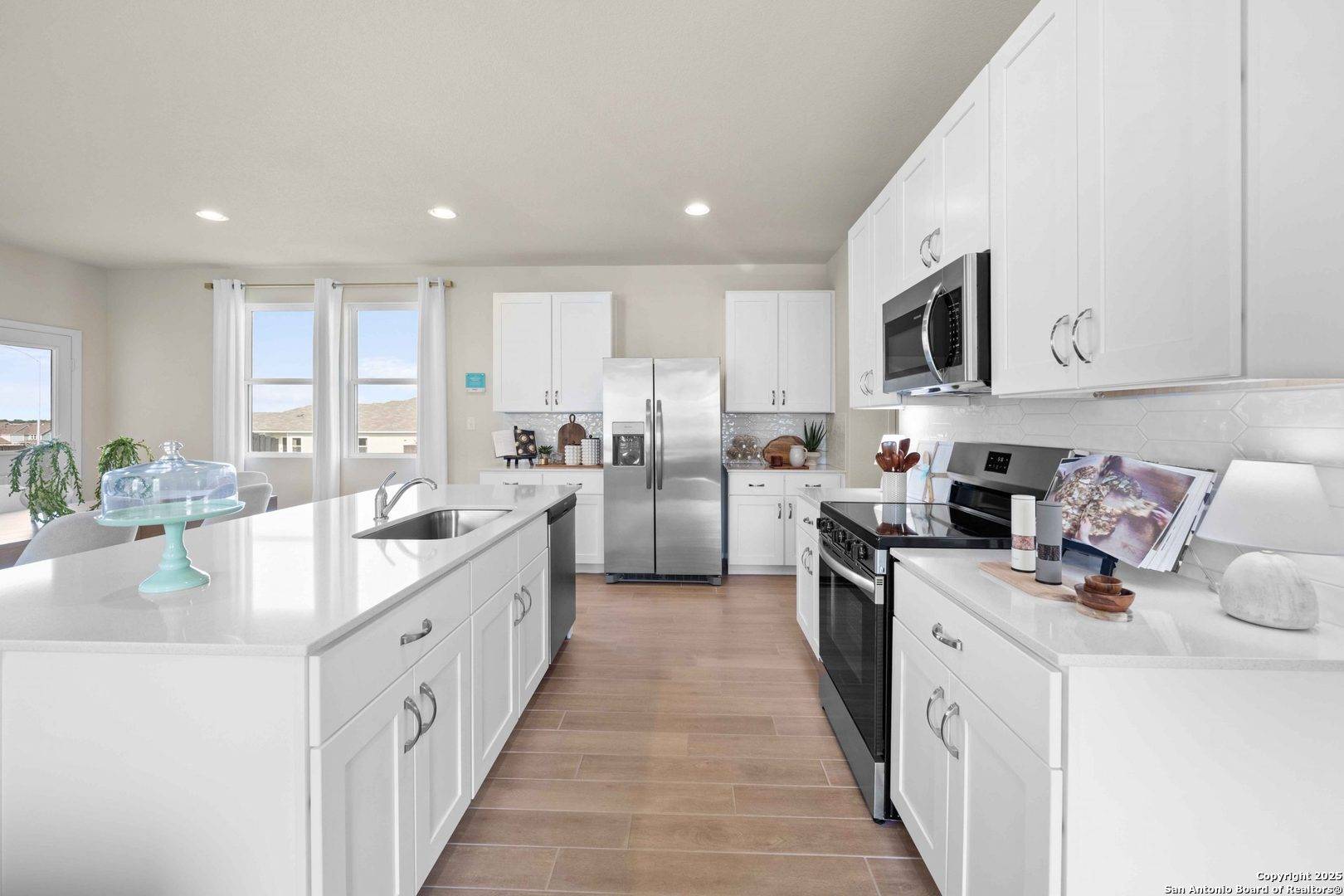 San Antonio, TX 78245,2318 Croaker Creek