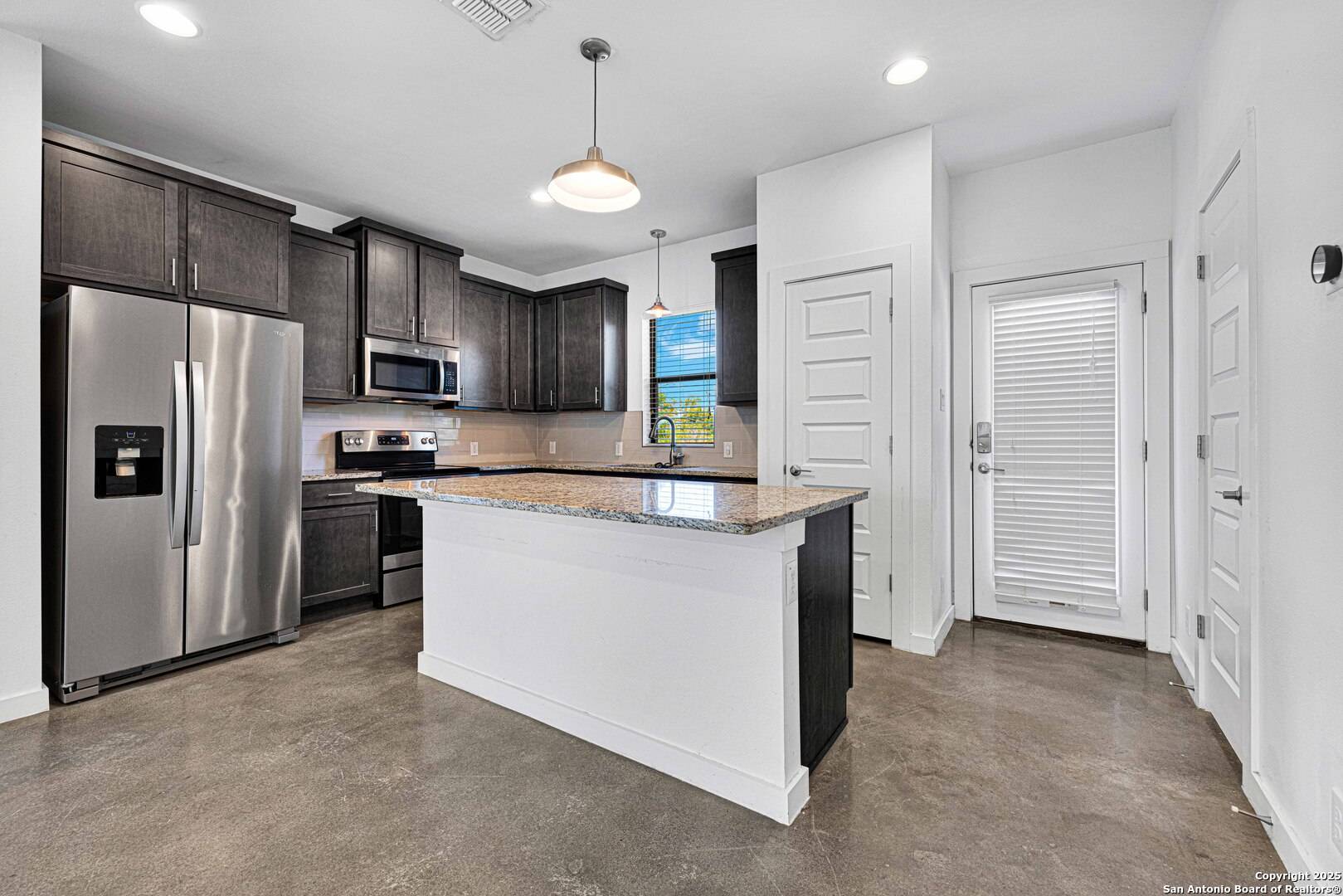 San Antonio, TX 78202,1162 N Olive St