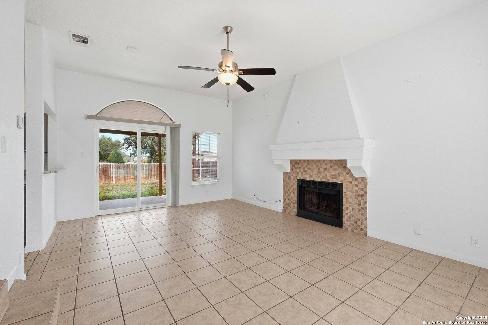 San Antonio, TX 78245-2605,10203 Raven Field dr