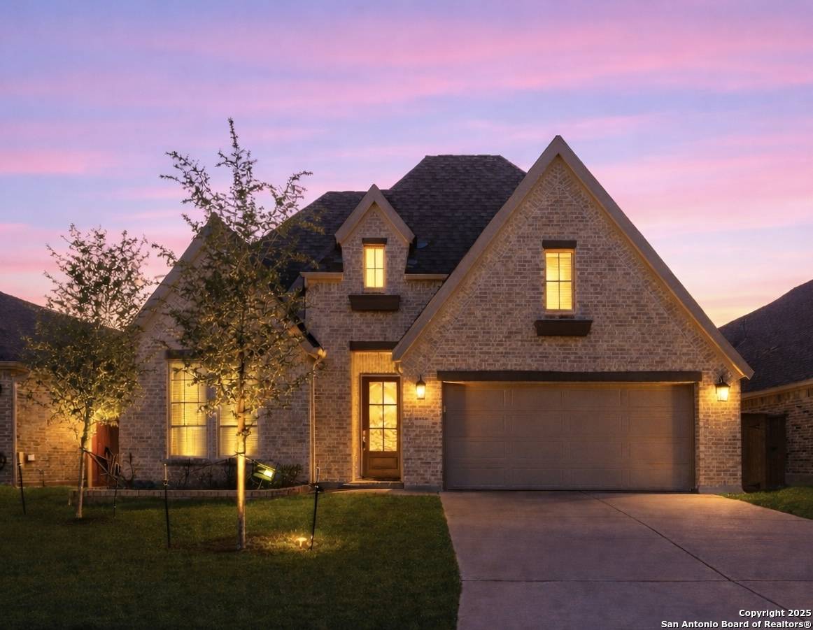 San Antonio, TX 78254,9328 Trestle Creek