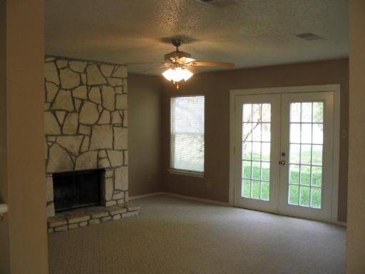 Converse, TX 78109-3438,7050 BLOSSOM CREEK