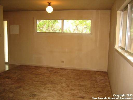 San Antonio, TX 78209-2906,422 BURNSIDE DR