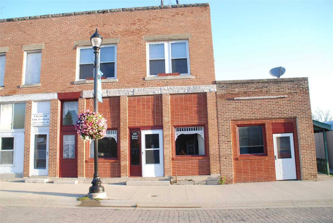 Elgin, IA 52141,250 Center ST