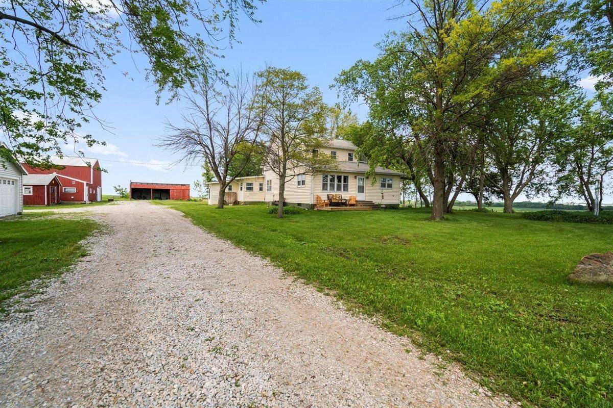 Maynard, IA 50655,15224 90th Street