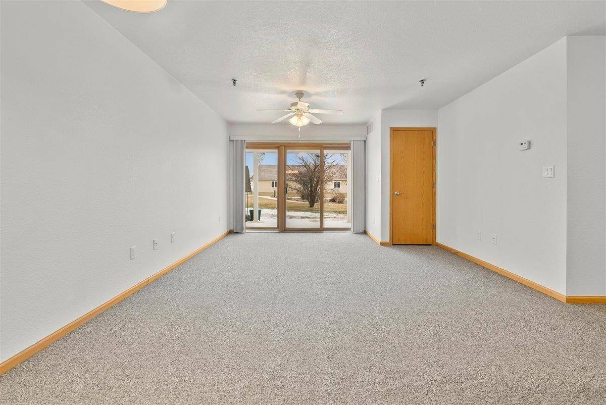 Cedar Falls, IA 50613,4305 Autumn Ridge RD #206