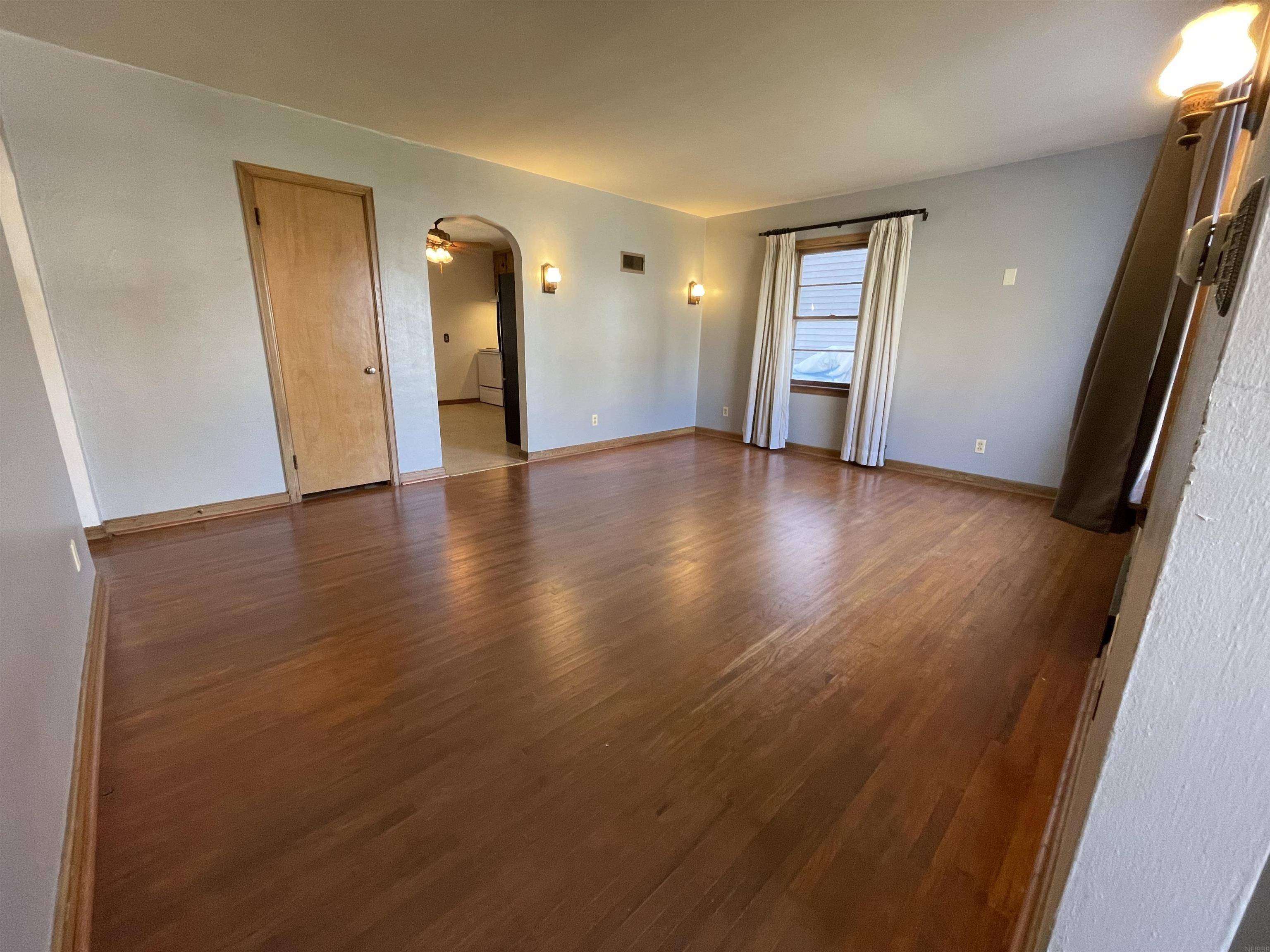 Waterloo, IA 50703,210 Rhey ST
