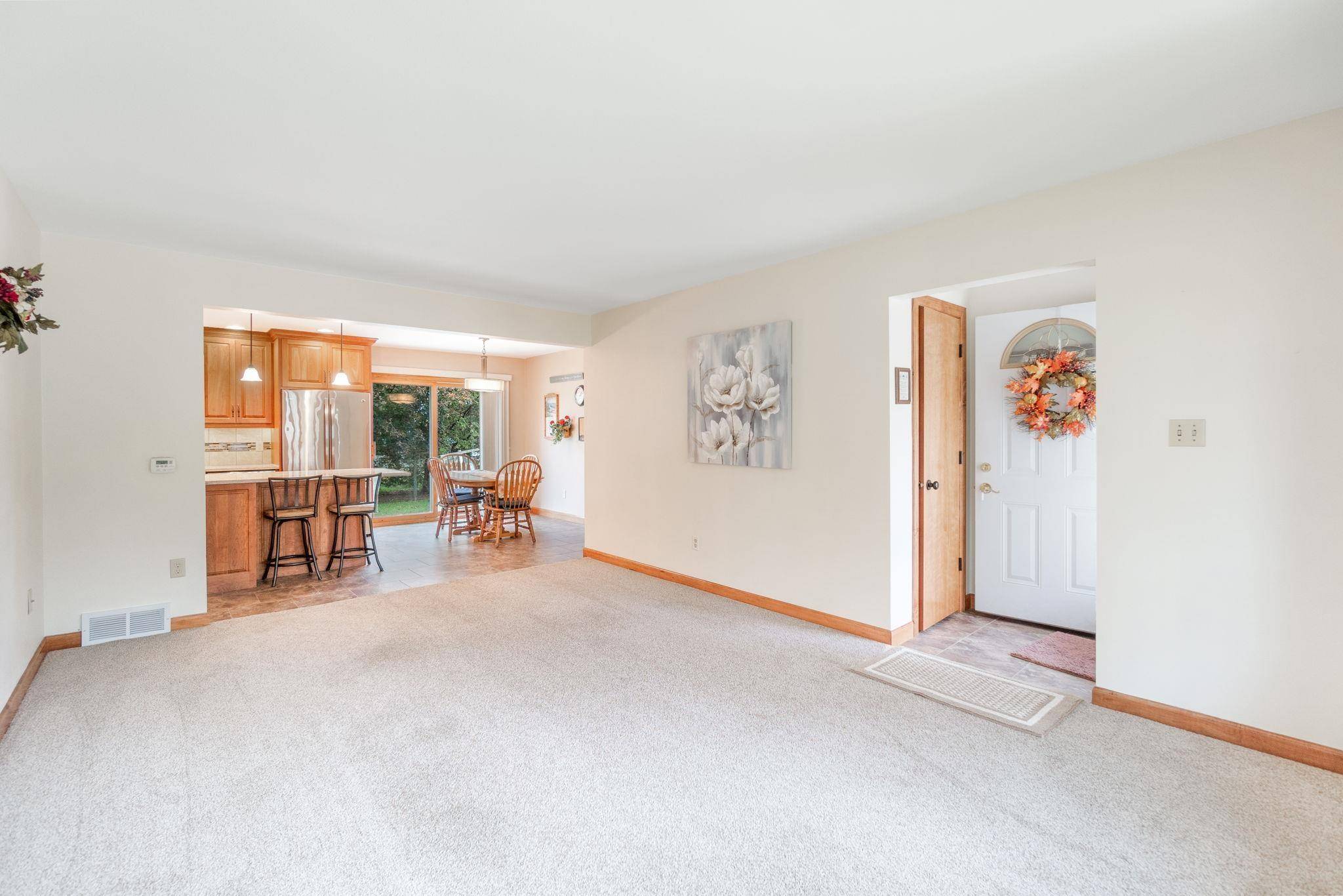Waterloo, IA 50702,2725 Highview AVE