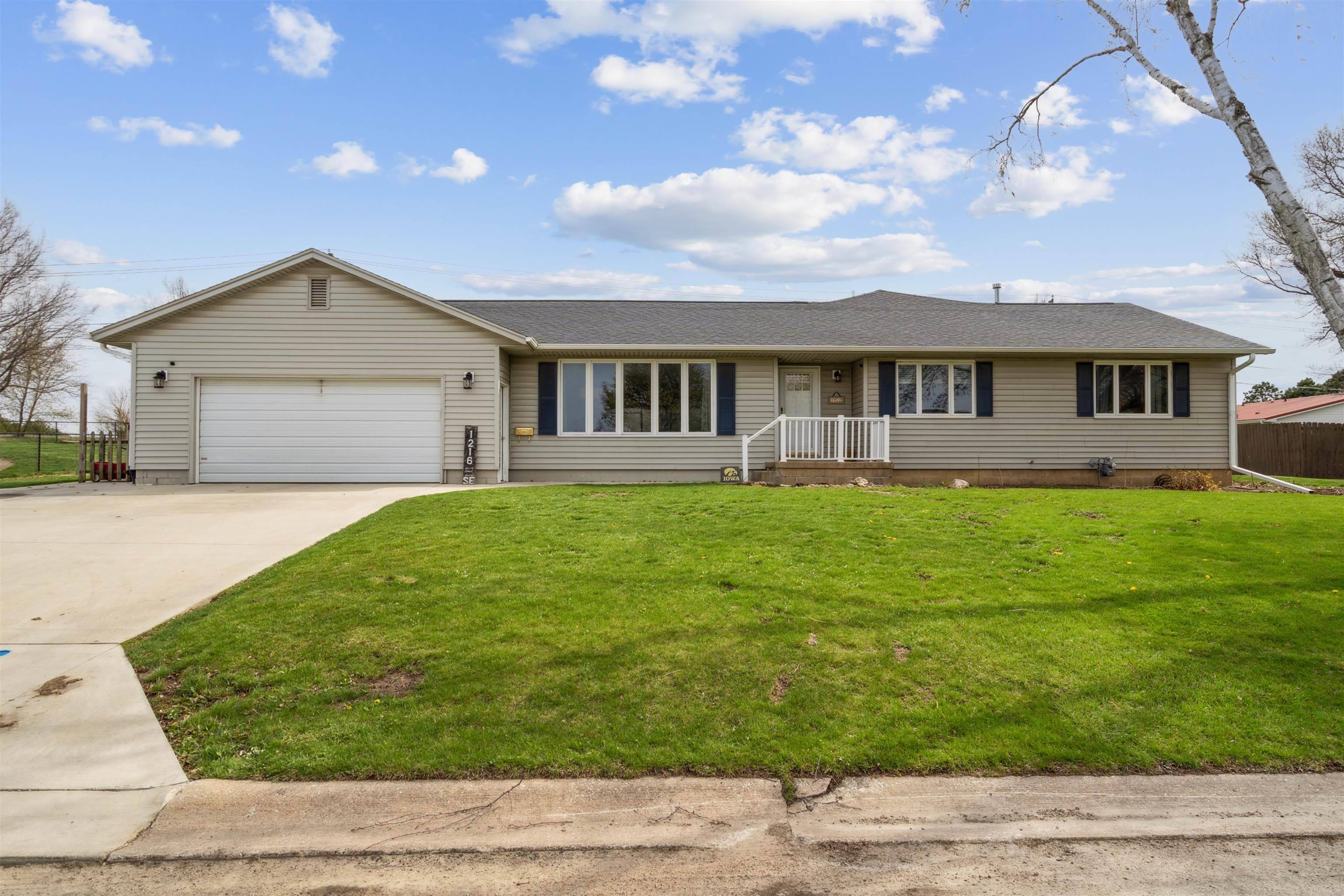 Oelwein, IA 50662,1216 2nd St. SE