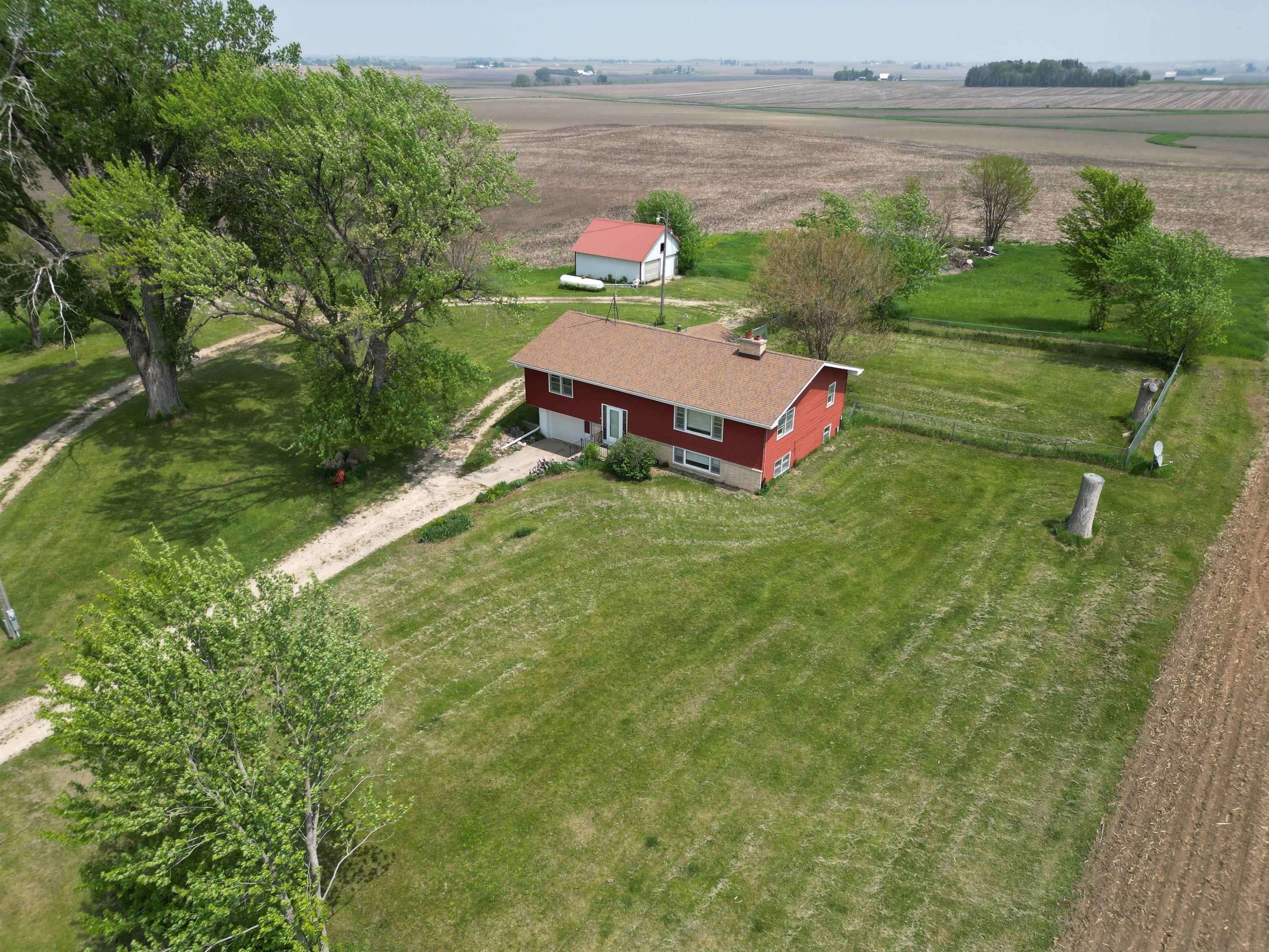 Aplington, IA 50604,28352 Evergreen