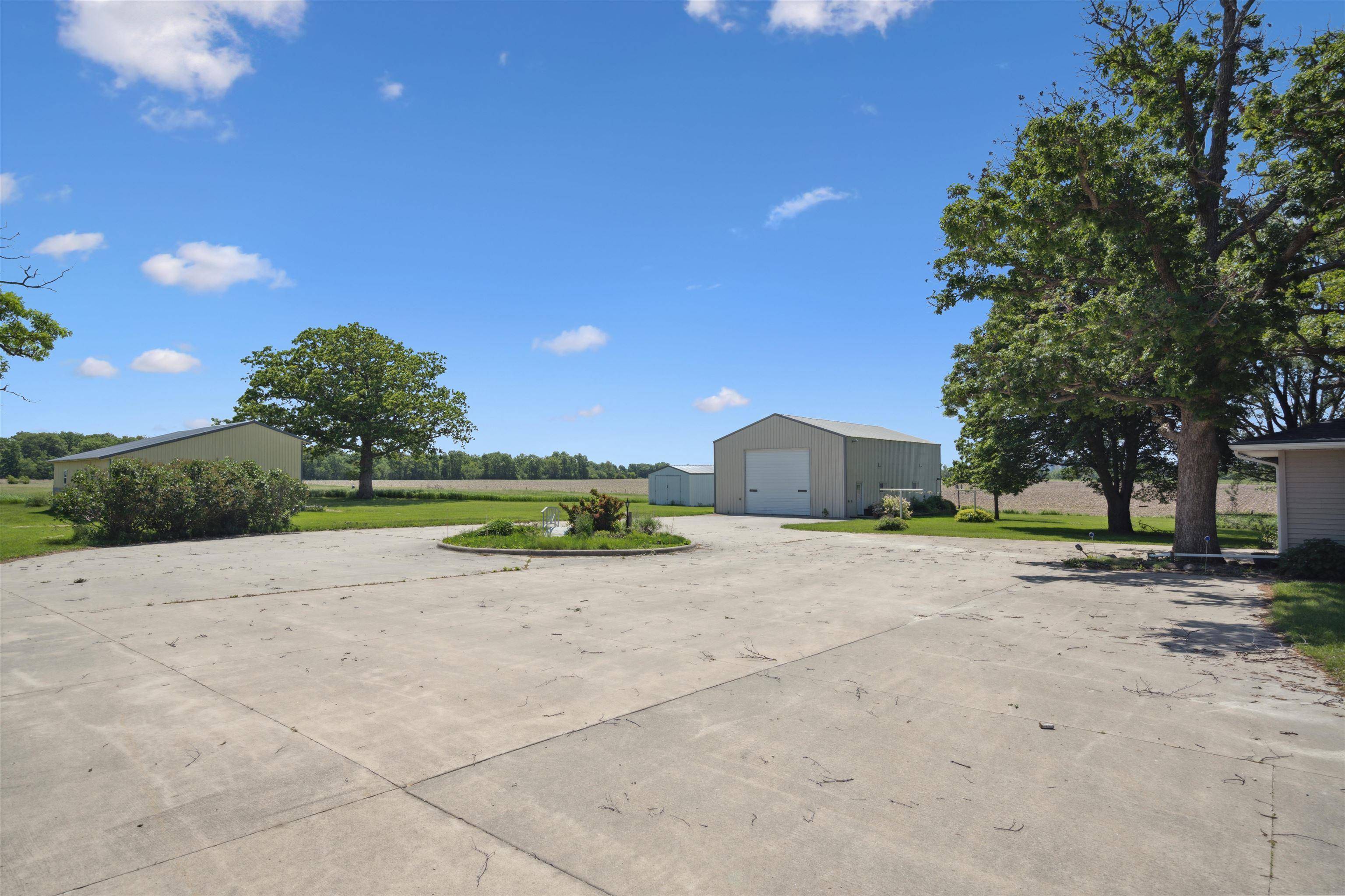 Oelwein, IA 50662,22359 20th St