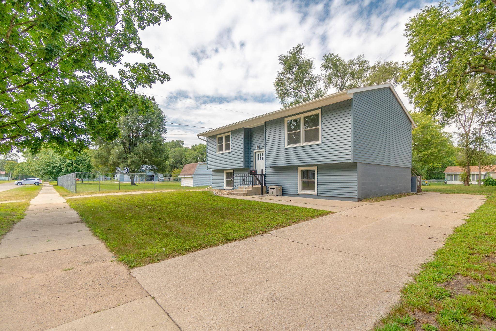 Waterloo, IA 50703,319 Bates ST