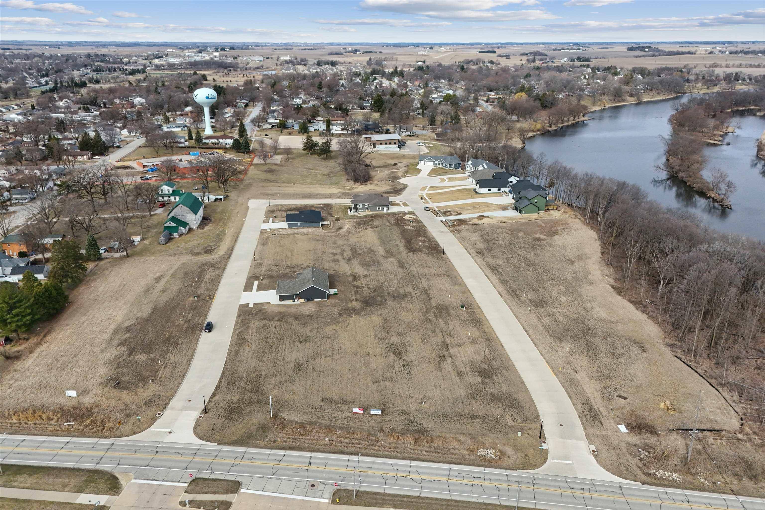 Waverly, IA 50677,102 Deerfield CIR #Whitetail Bluff Lot #15