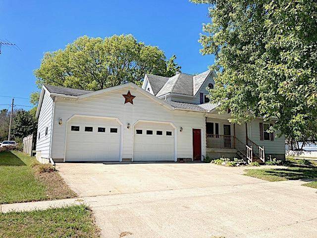 Greene, IA 50636,419 N 2nd