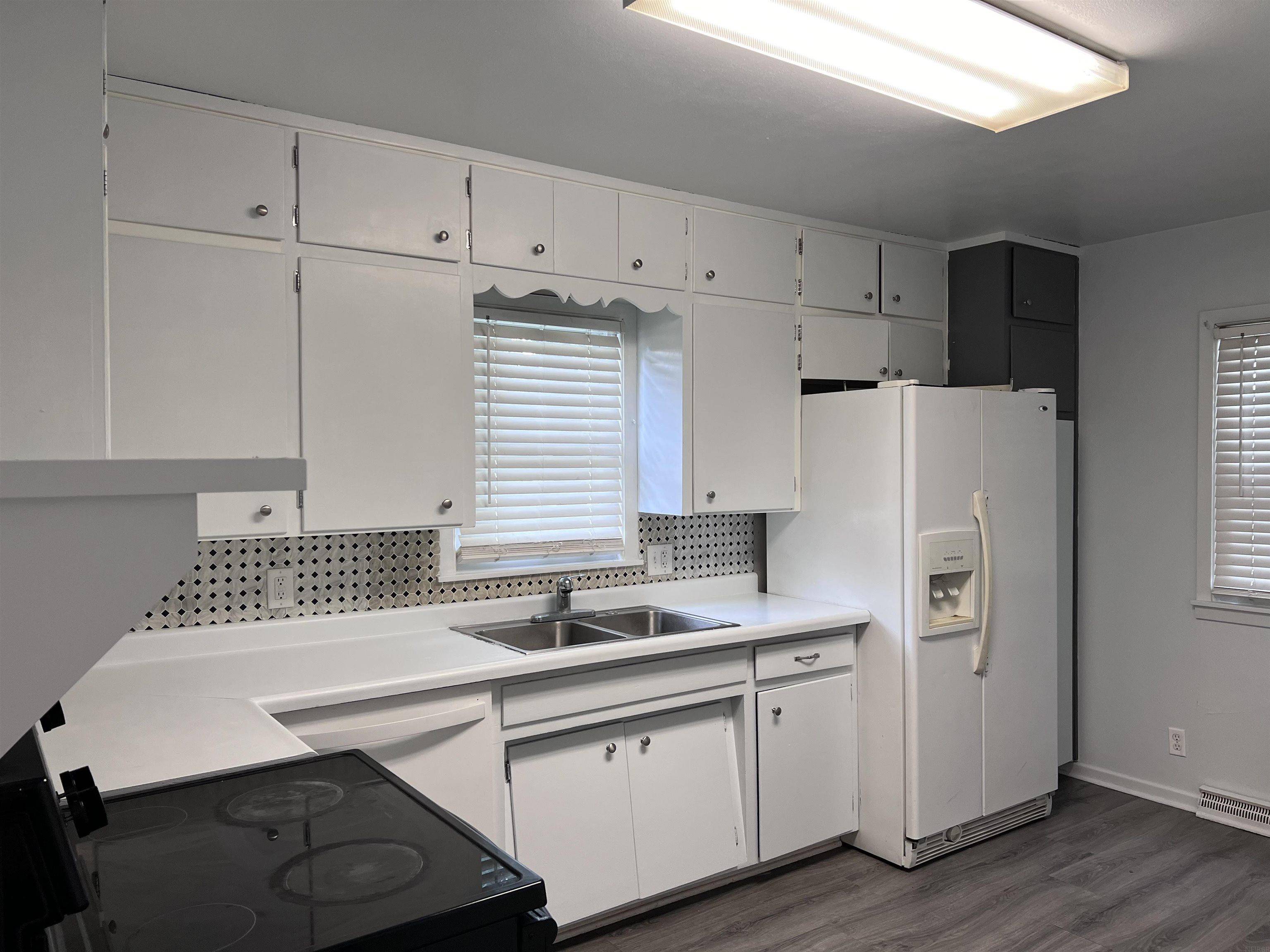 Waterloo, IA 50702,922 Easton AVE