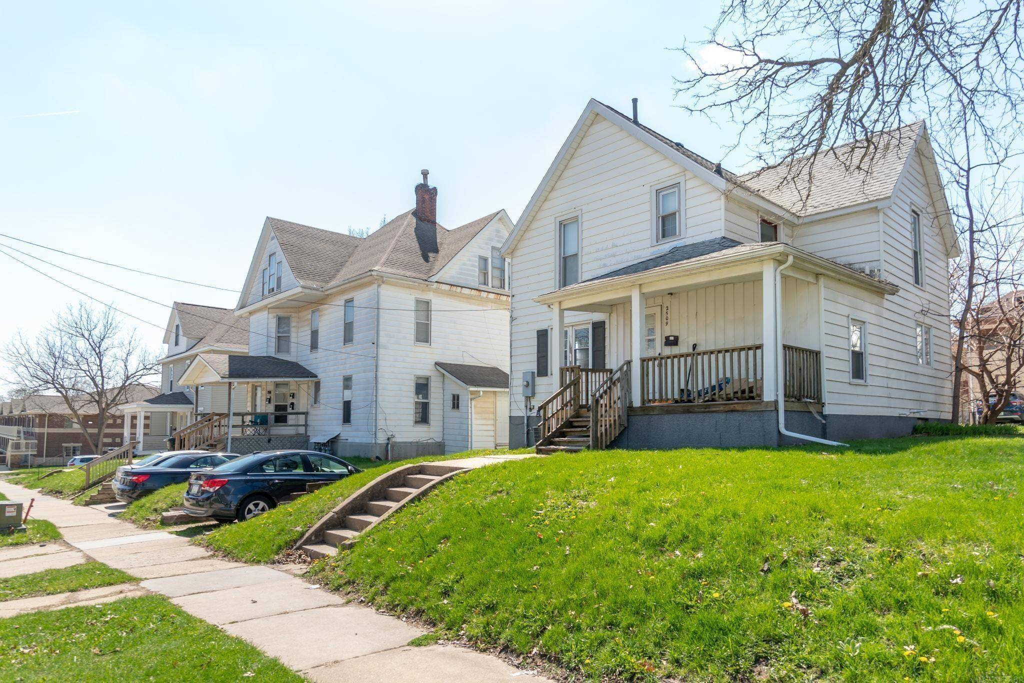 Cedar Falls, IA 50613,2509 Olive ST