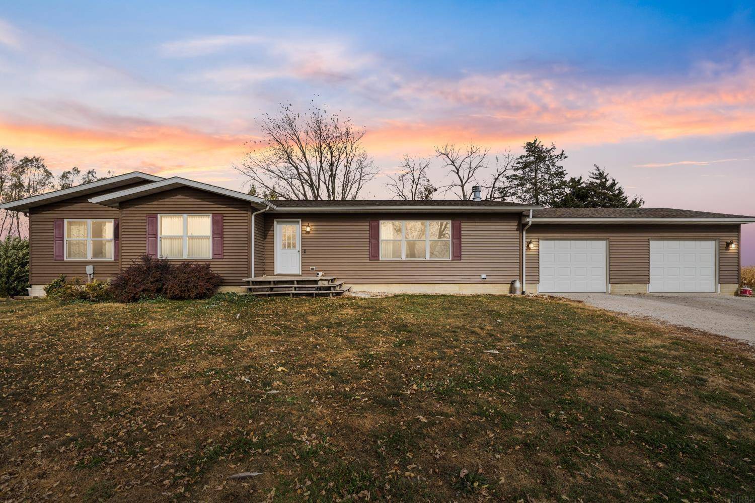 Brandon, IA 52210,2868 Daniel Ave