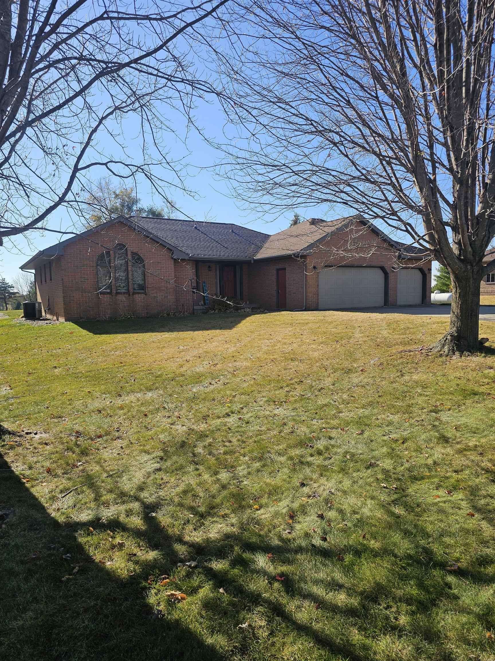 Manchester, IA 52057,16300 189th ST