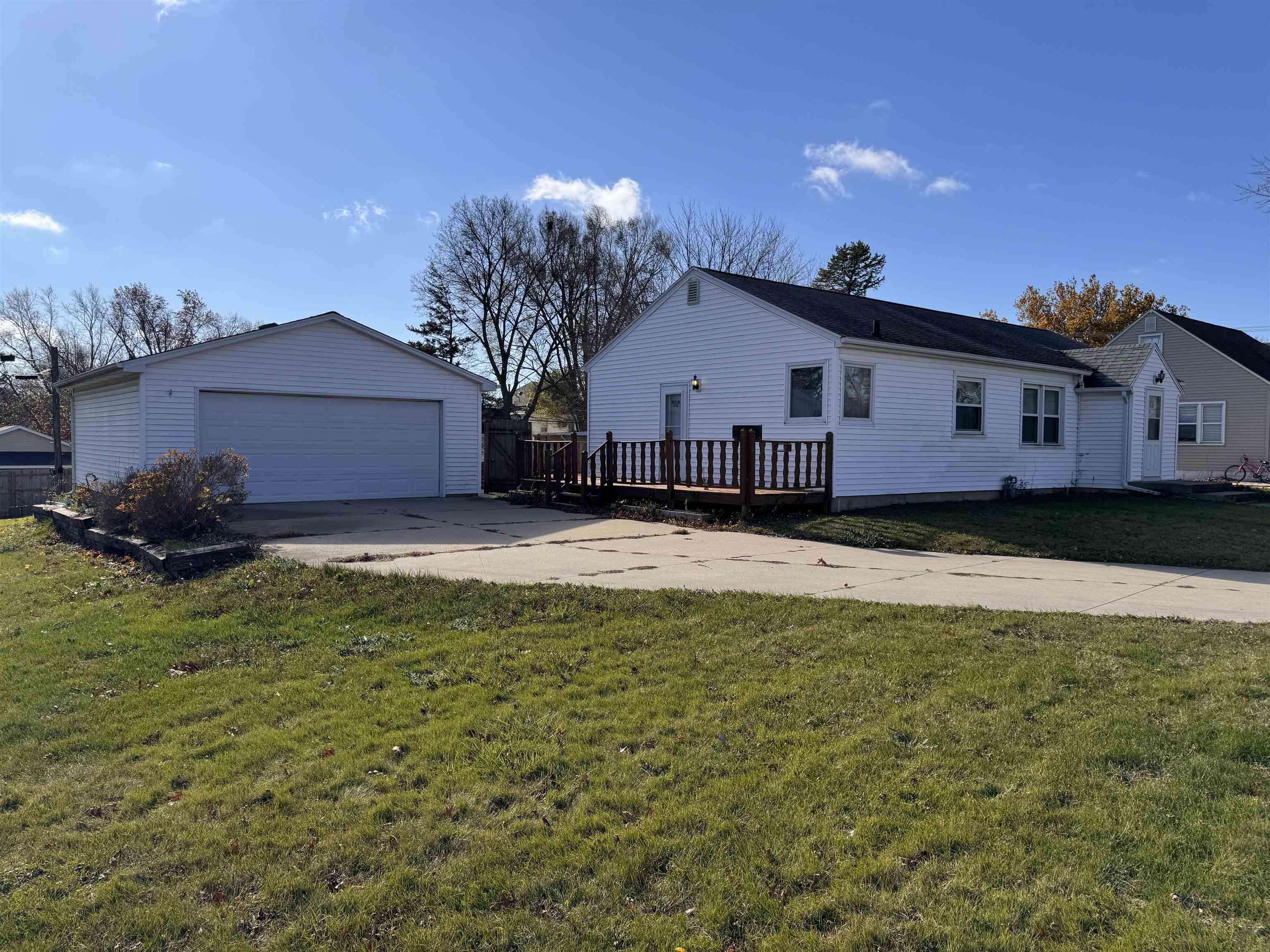 Cedar Falls, IA 50613,1604 2nd ST