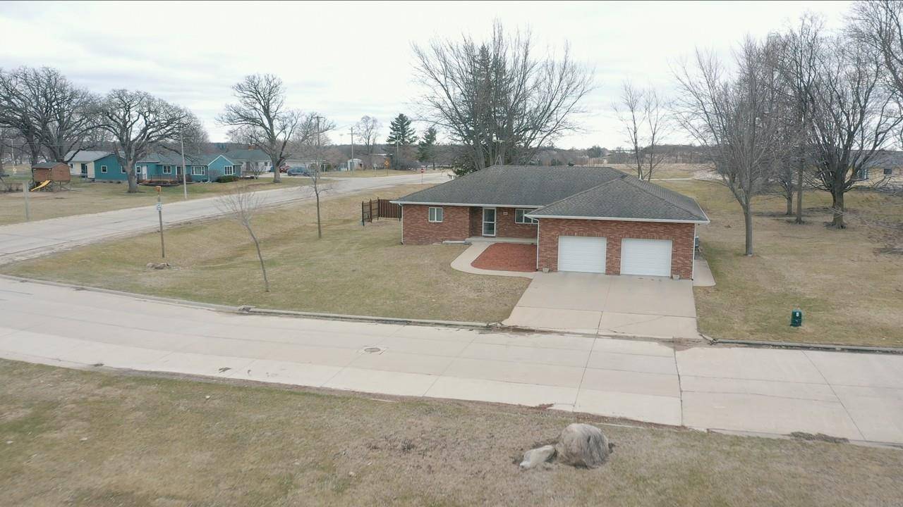 Nashua, IA 50658,801 Madison ST