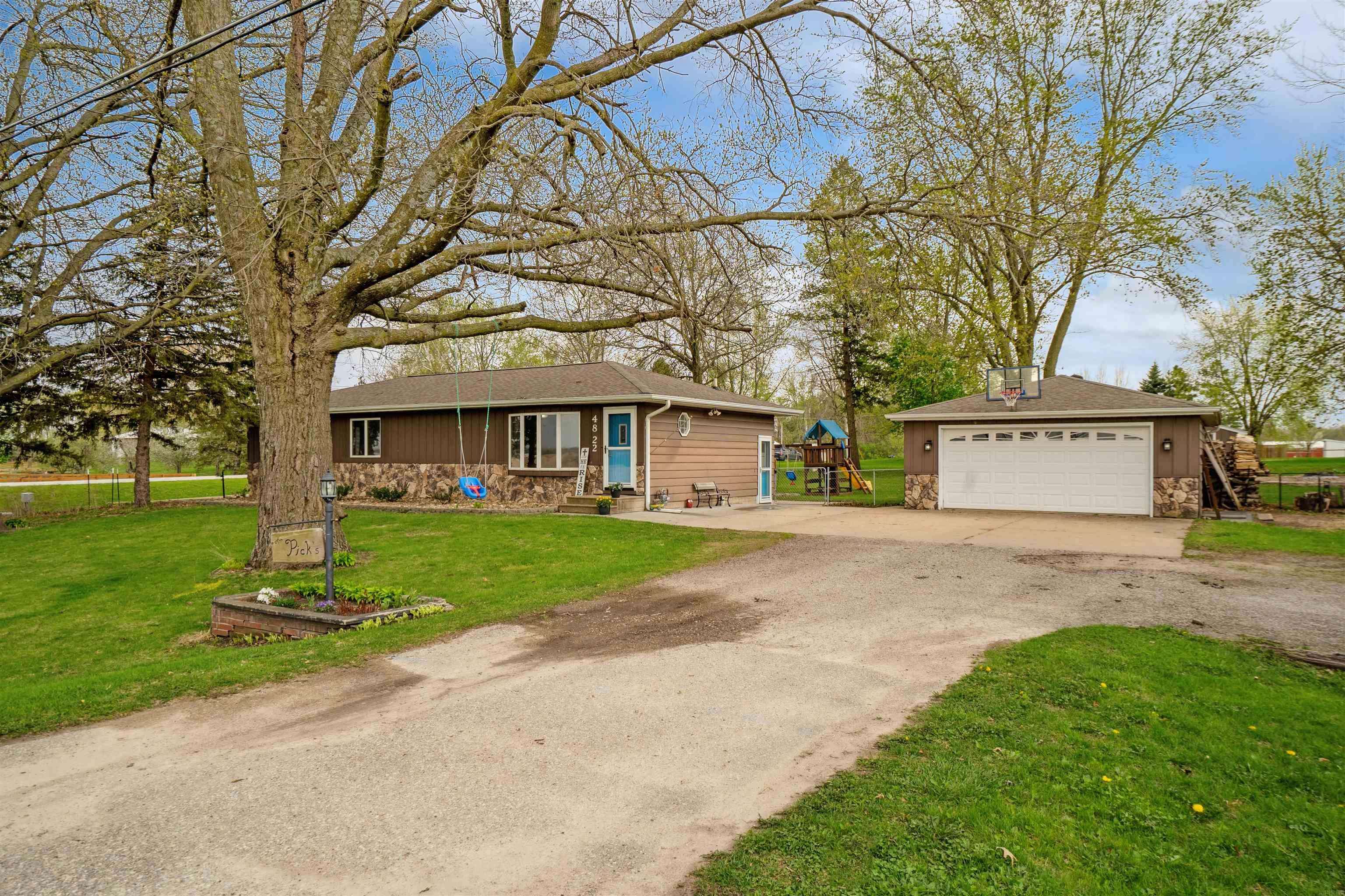 Washburn, IA 50702,4822 E Washburn RD