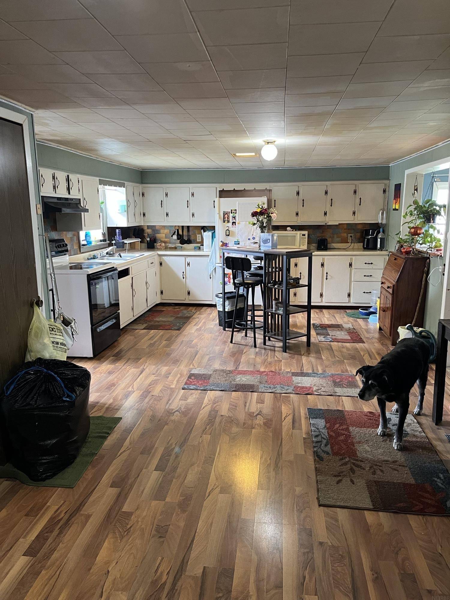 Independence, IA 50644,816 NE 5th AVE