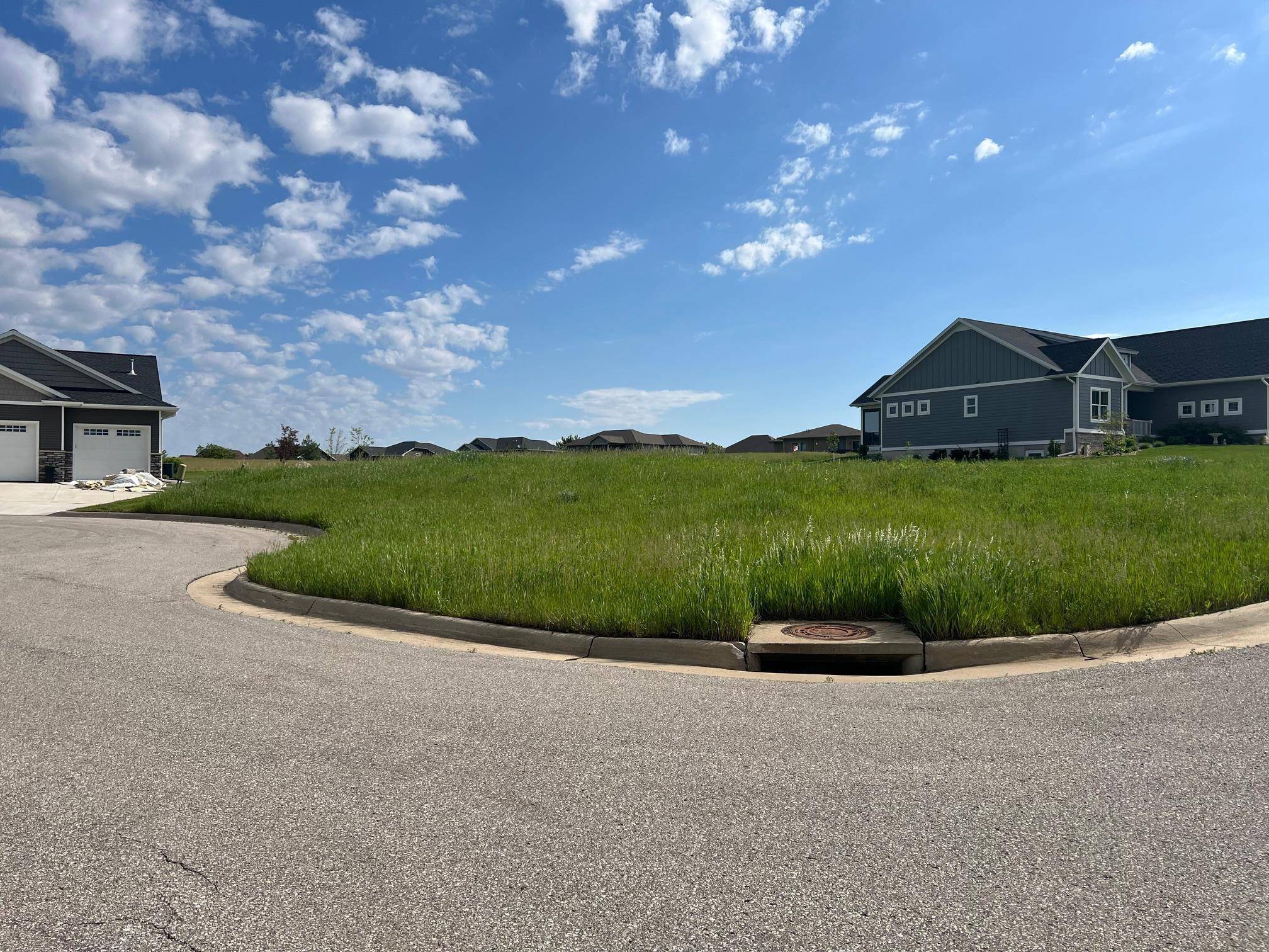 Waverly, IA 50677,160 Augusta LN