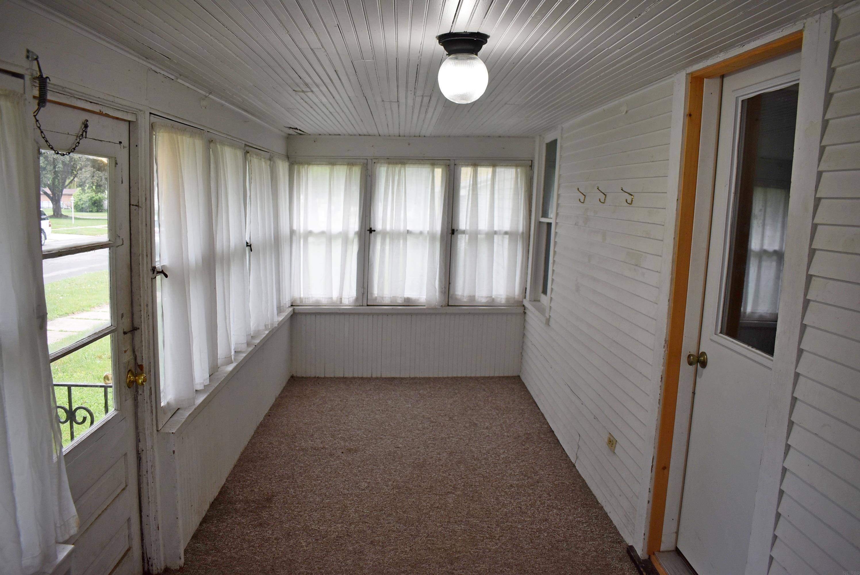 Osage, IA 50461,621 Oak ST
