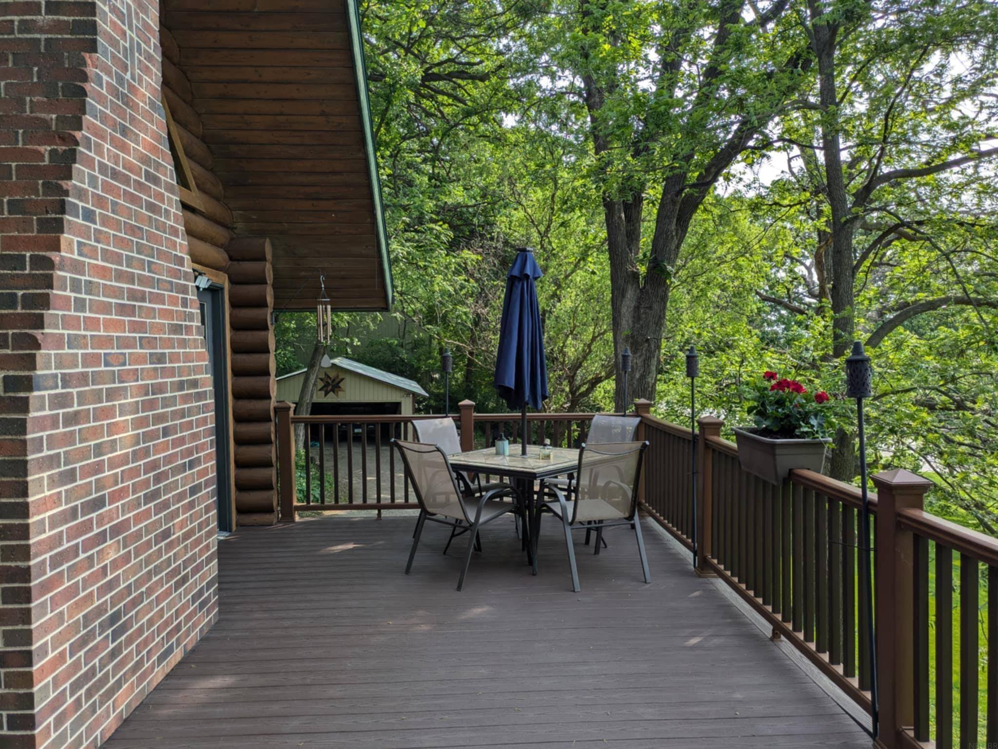 Decorah, IA 52101,2112 St Hwy 9 HWY
