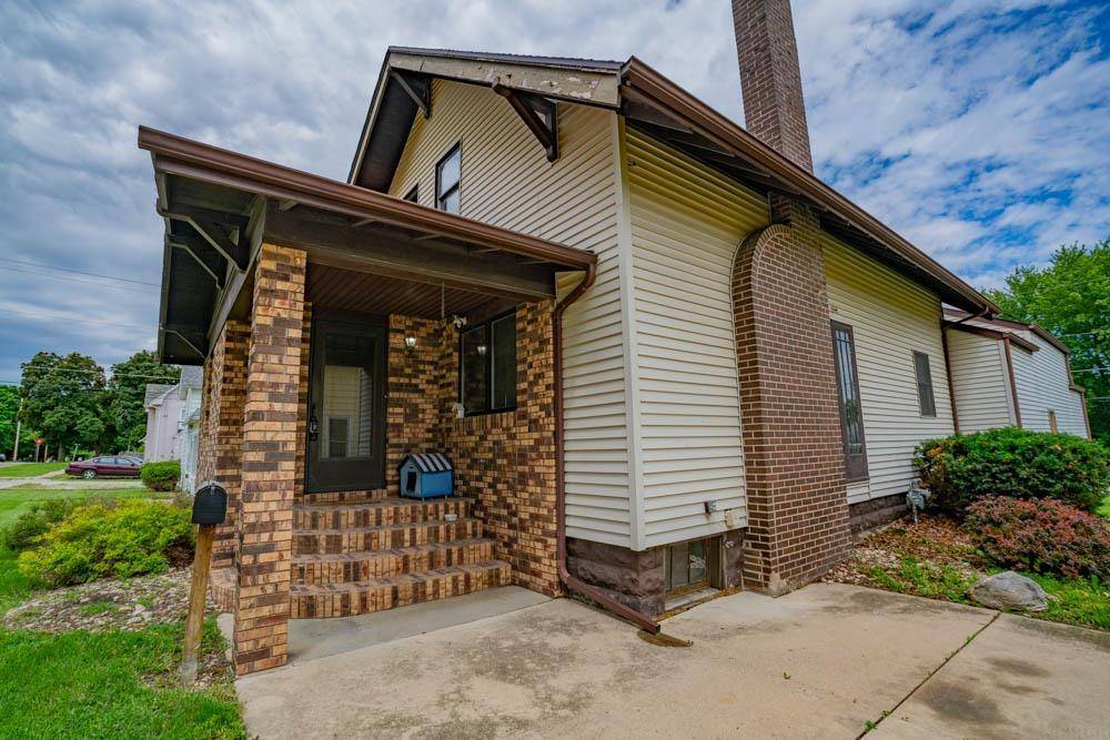 Reinbeck, IA 50669,303 Randall ST