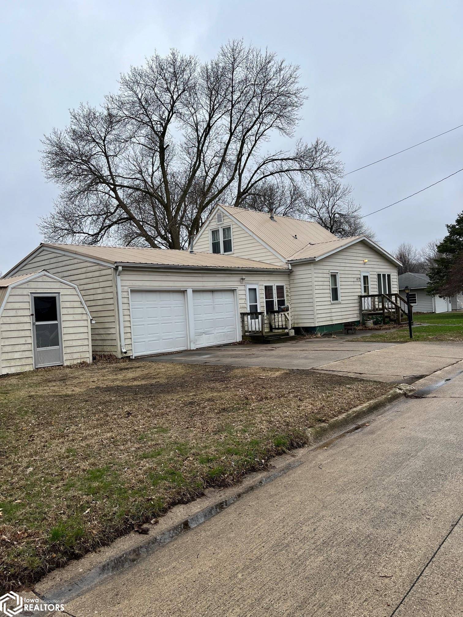 Belmond, IA 50421,412 6th St NE