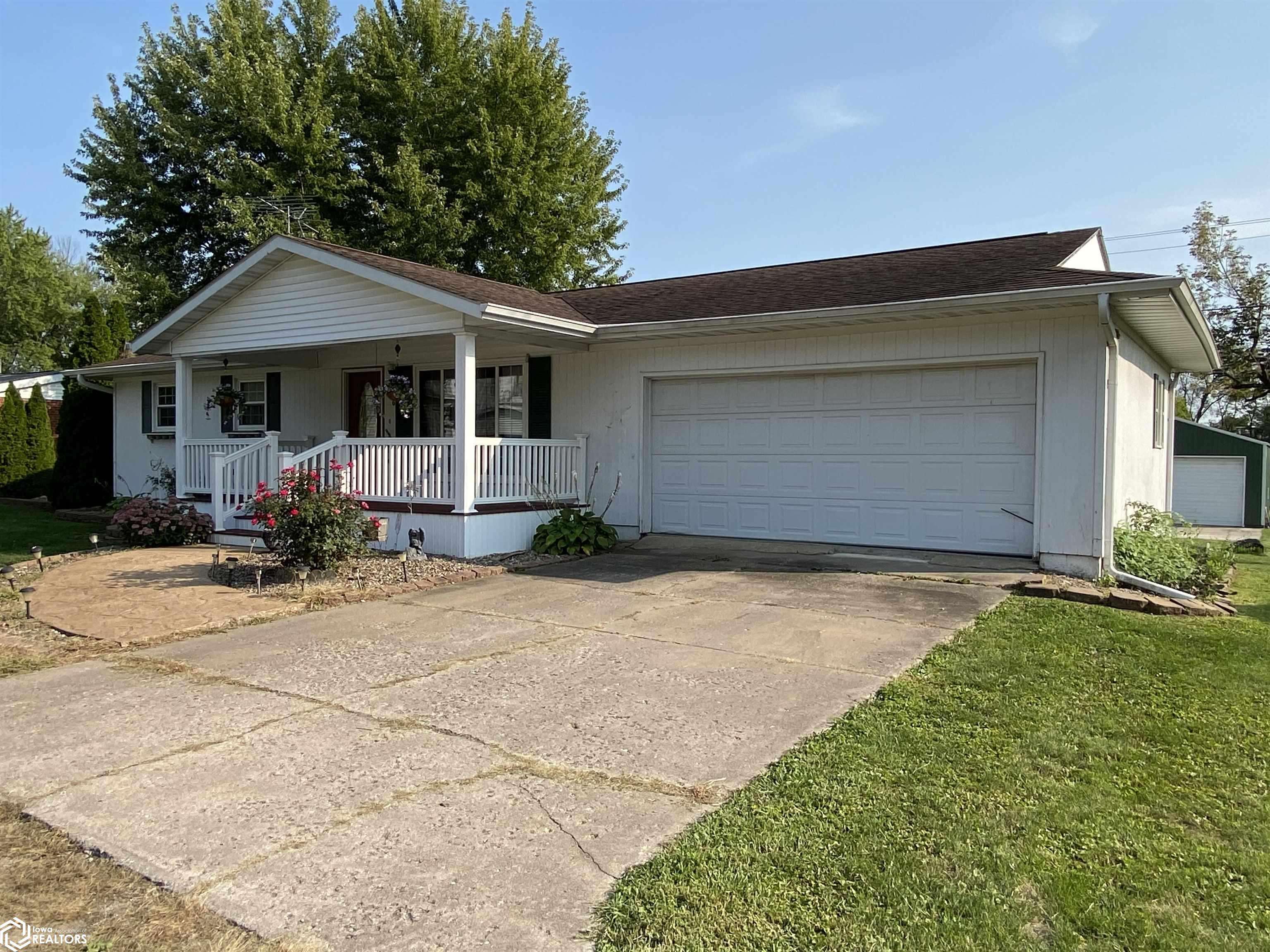 Donnellson, IA 52625,506 Ash St