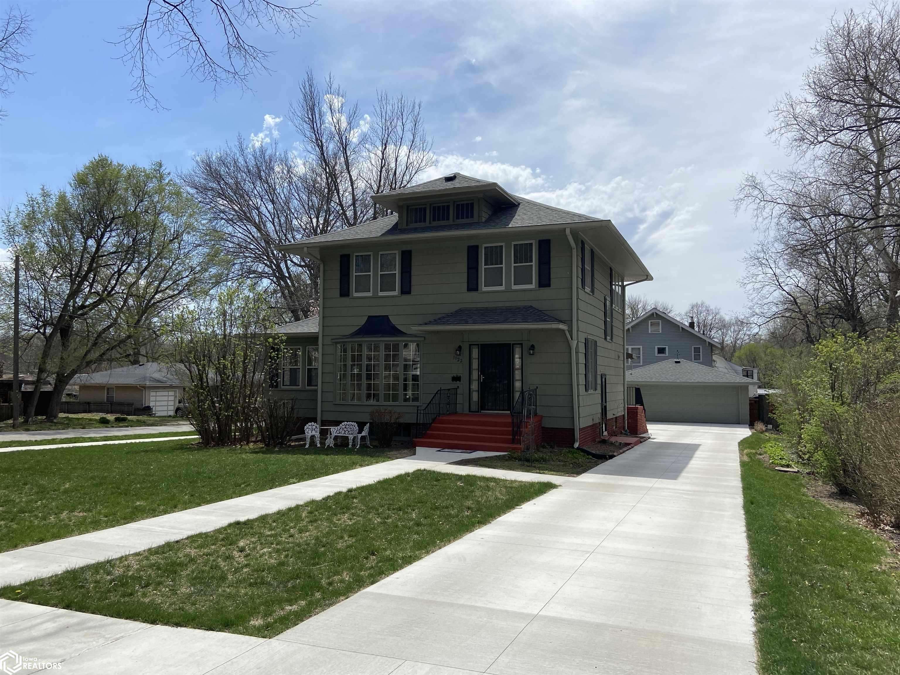 Red Oak, IA 51566,1122 E Corning St