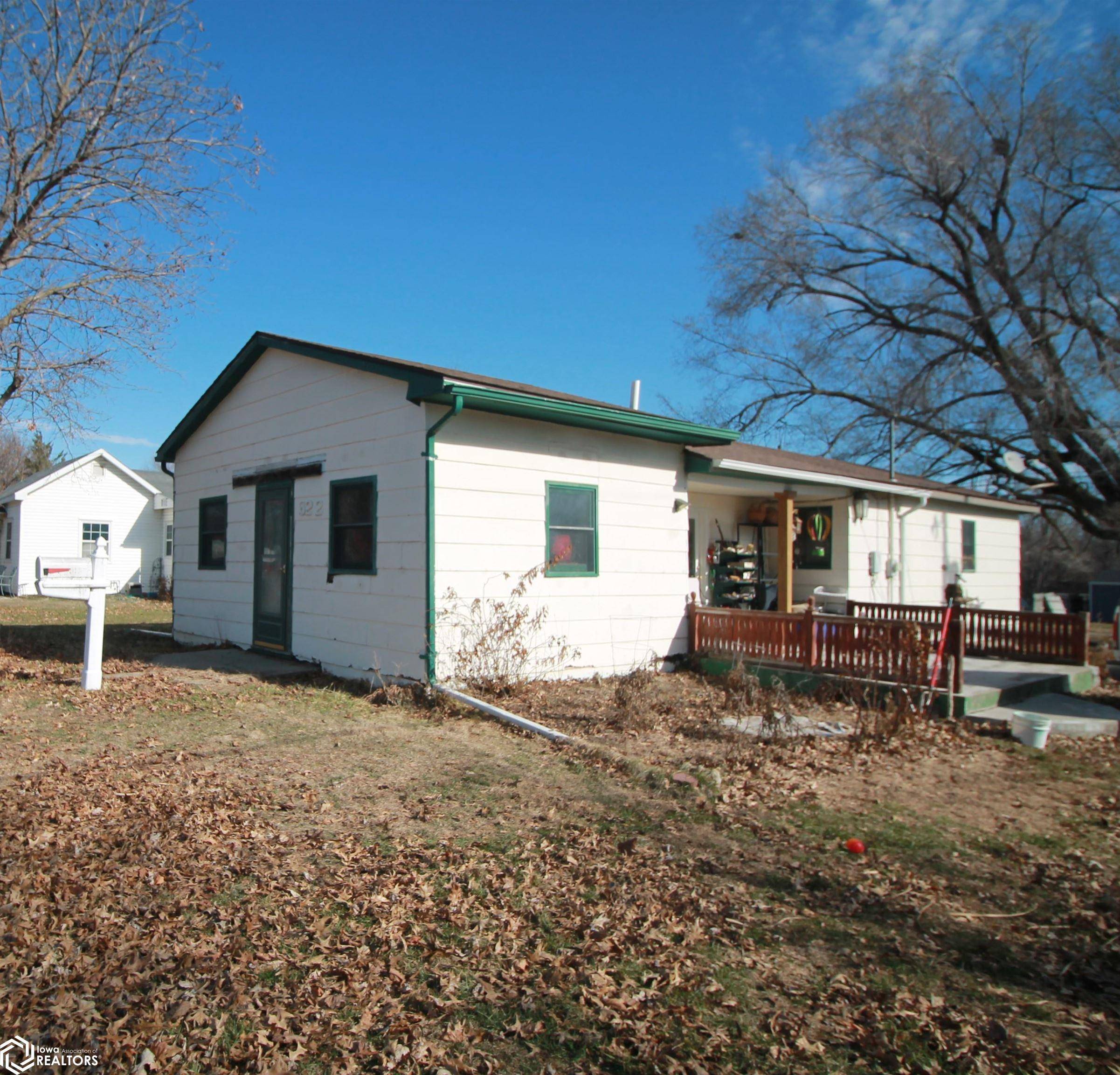 Clarinda, IA 51632,622 S 15th St