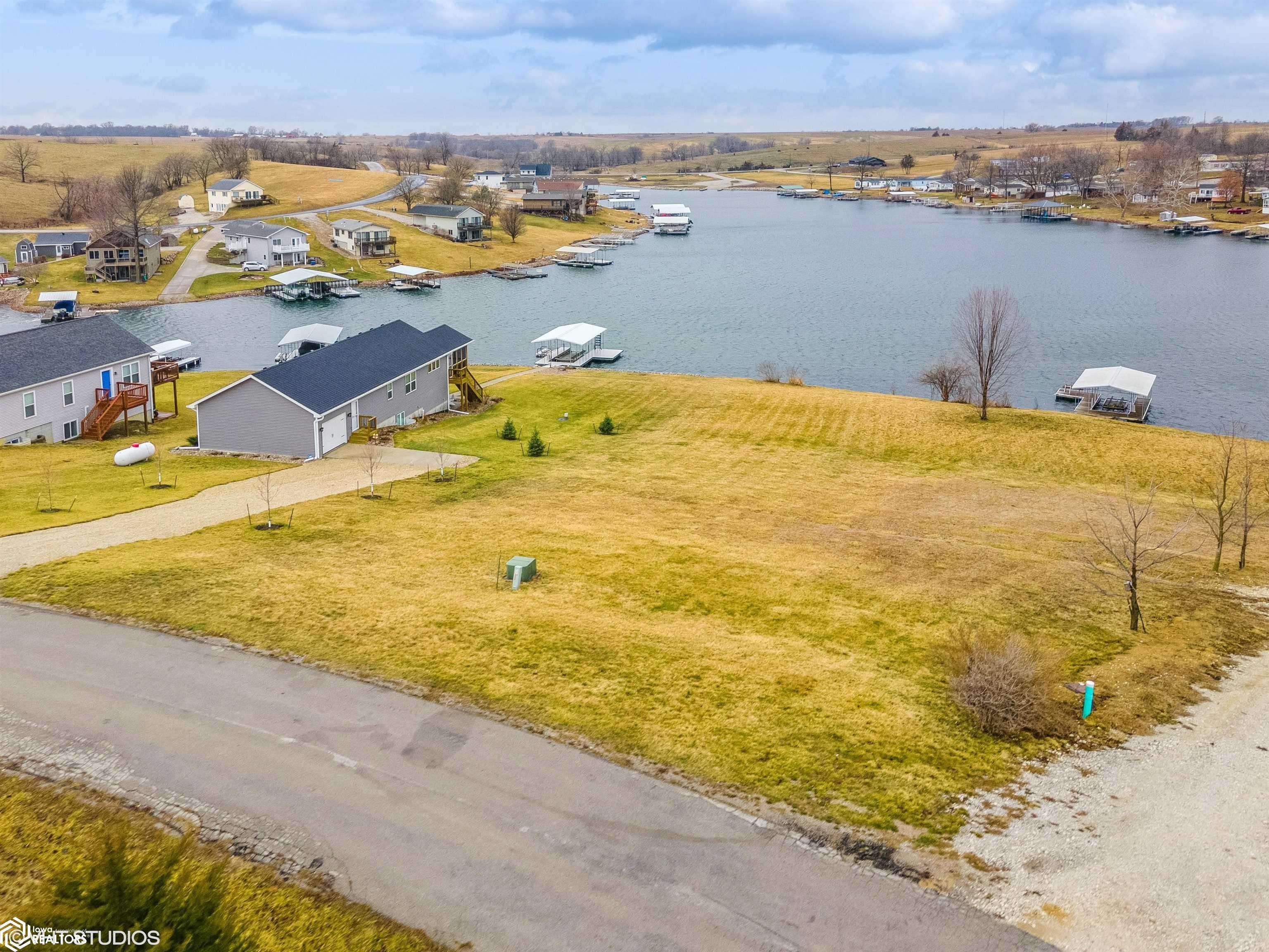 Ellston, IA 50074,3056 southshore Drive