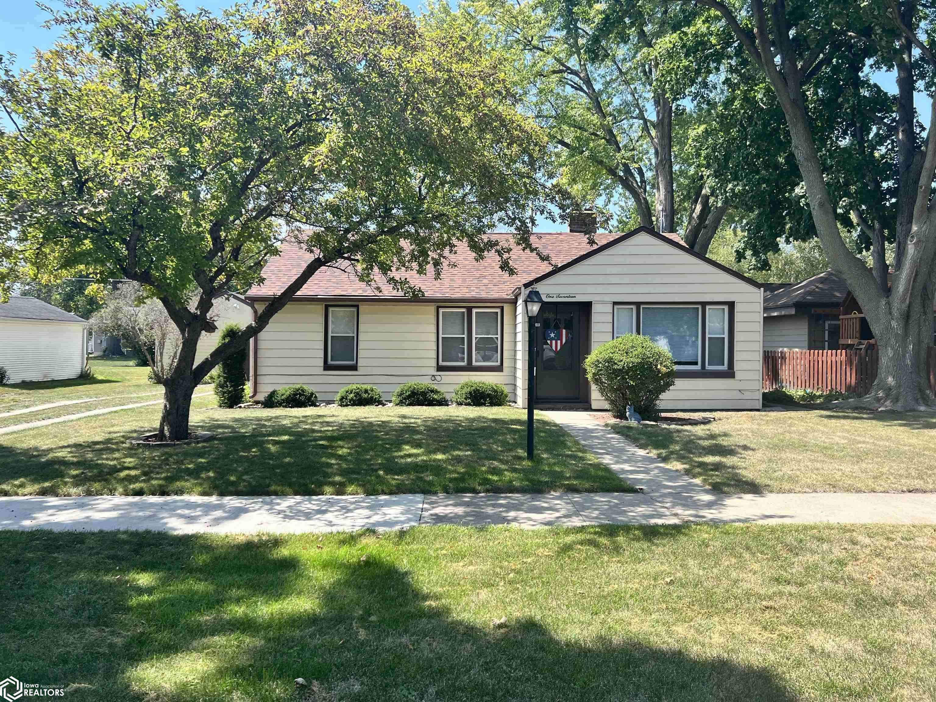 Iowa Falls, IA 50126,117 Moorhead Ave