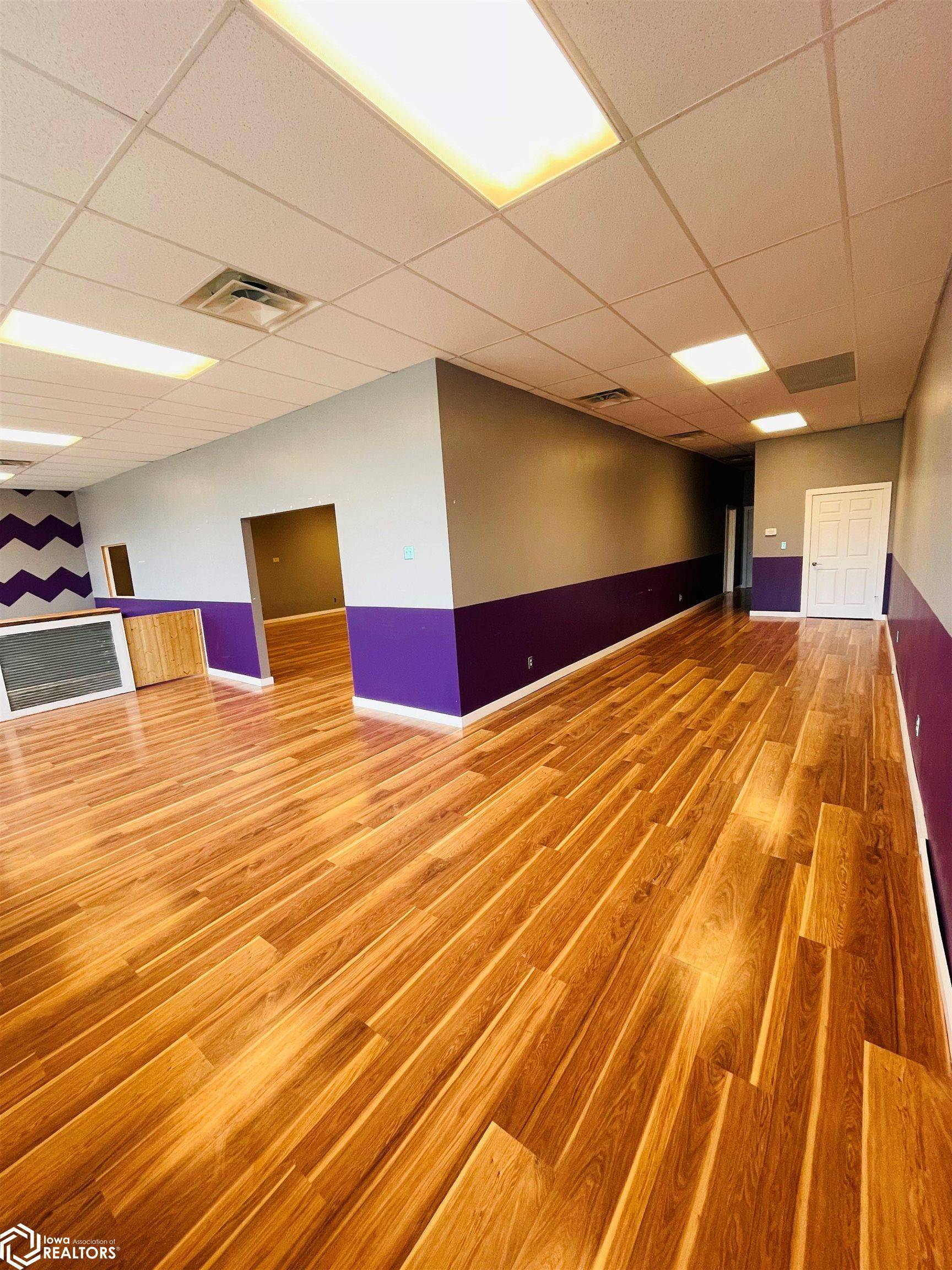 Red Oak, IA 51566,1701 N Broadway St